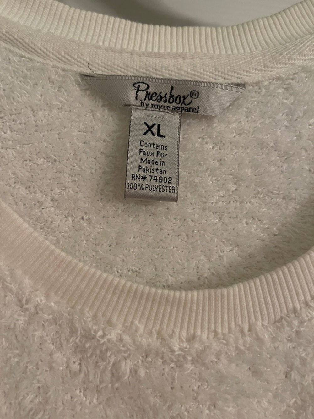 Pressbox Georgia Bulldogs Faux Fur Sweatshirt - Picture 3 of 6